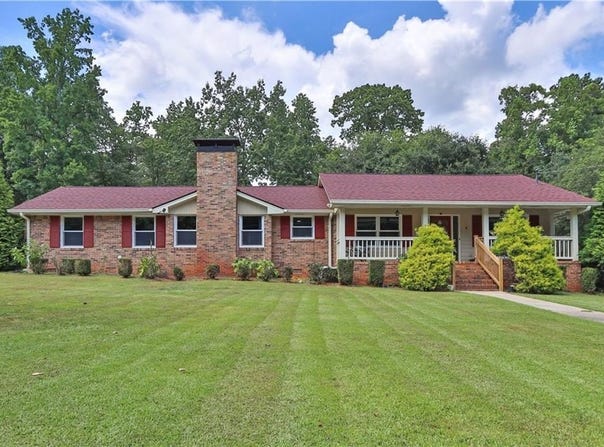 4985 Fox Forest Dr SW SW, Lilburn, GA 30047