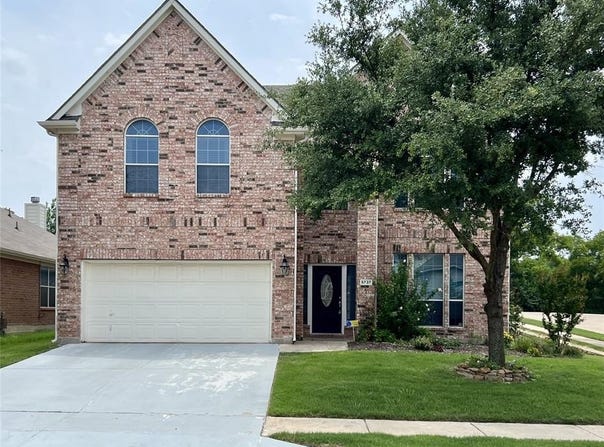 5737 Minnow Drive, Fort Worth, TX 76179