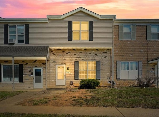 6521 E 128th Street, Grandview, MO 64030