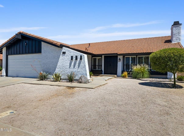 1227 Morven Street, Lancaster, CA 93535