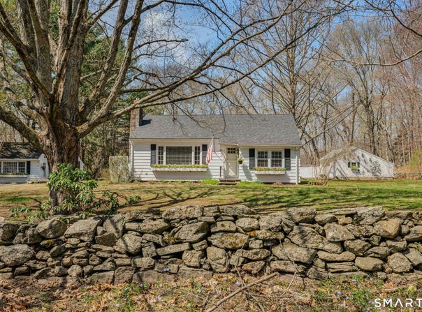 15 Brickyard Road, Clinton, CT 06413