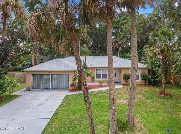 2509 Kumquat Drive, Edgewater, FL 32141