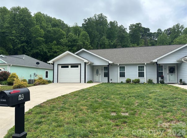 64 E Glenview Street, Marion, NC 28752