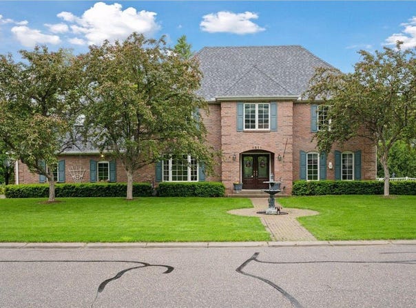 1511 Colleen Avenue, Arden Hills, MN 55112