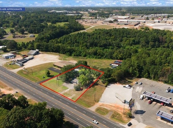 1501 Kilgore Dr, Henderson, TX 75652