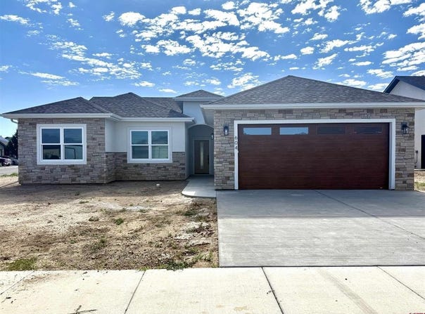 604 Carbonero Avenue, Montrose, CO 81401