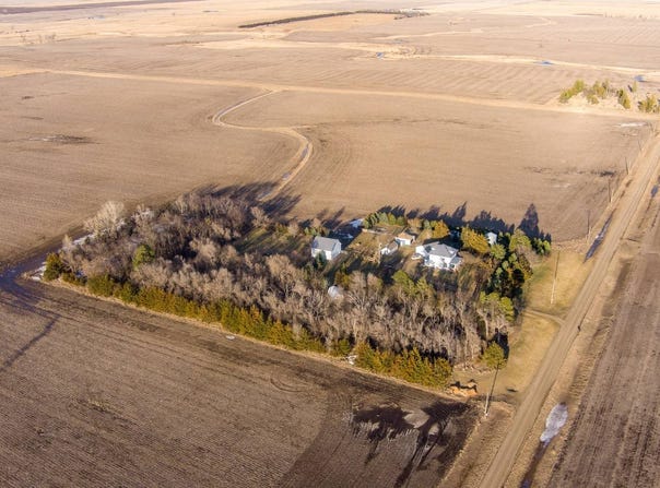 43572 241st Street, Canova, SD 57321