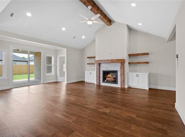 2205 Salmon  ST, Pea Ridge, AR 72751
