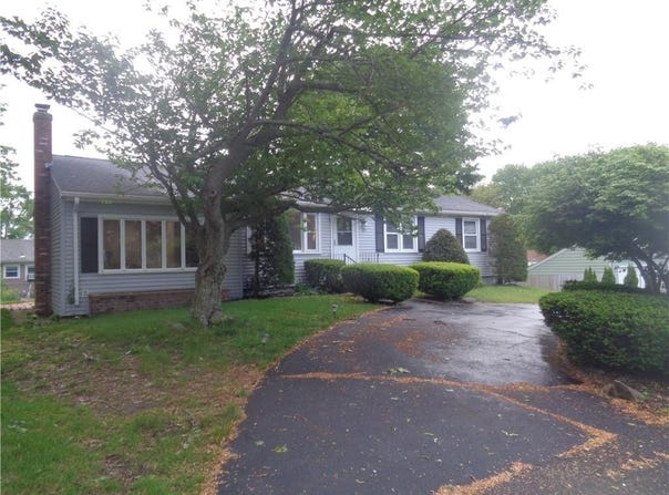155 Lewiston Street, Warwick, RI 02889