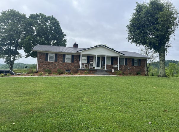 2033 Celina Road, Burkesville, KY 42717