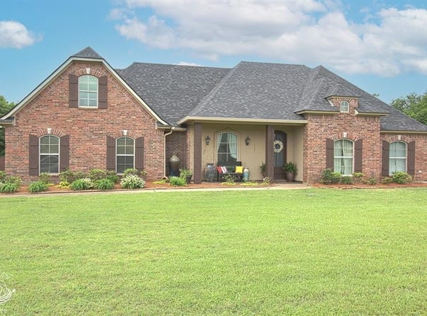 363 Leigh Lane, Stonewall, LA 71078