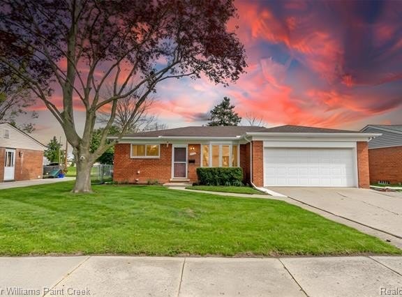 20761 Shoreview Street, Clinton Twp, MI 48035