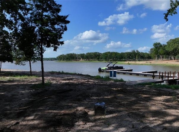 13110 Sunrise Circle, Malakoff, TX 75148