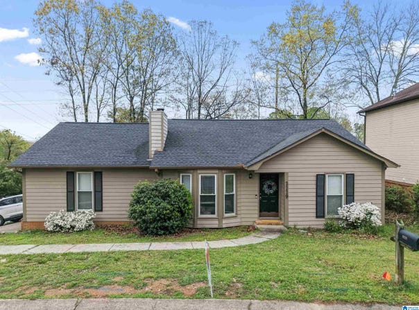 2229 RICHMOND LANE, PELHAM, AL 35124