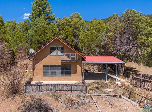 95 Llanito Road, Chimayo, NM 87576
