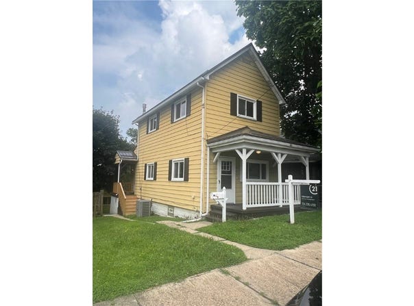1735 Kimball Ave, New Kensington, PA 15068