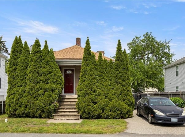 22 Parsons Avenue, East Providence, RI 02914