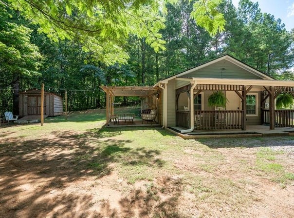 2588 Scoggins Road, Dallas, GA 30157