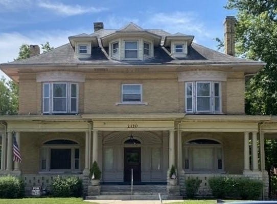2120 Faraon Street, St Joseph, MO 64501