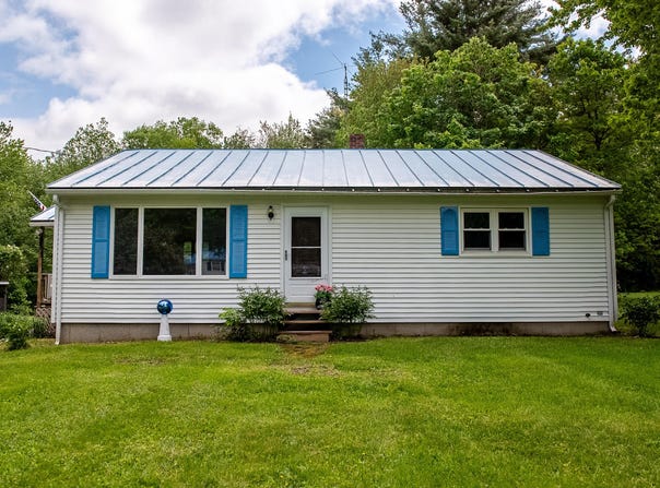 130 Davis Road, Fairfield, ME 04937