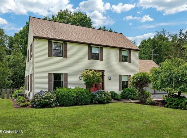 58 Waters Road, Schodack, NY 12061