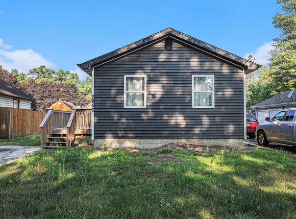 2850 Vermillion Street, Lake Station, IN 46405