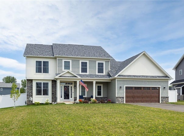 18 Giovanni Lane, Hilton, NY 14468