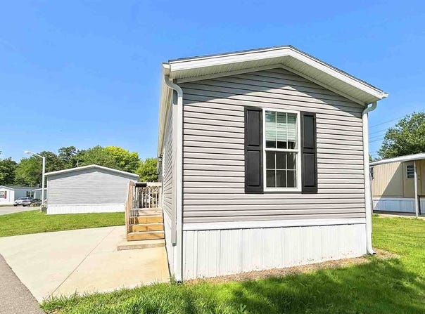 7055 Quarry Rd., Amherst, OH 44001