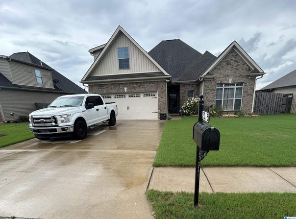 2015 DISCOVERY DRIVE, MONTEVALLO, AL 35115