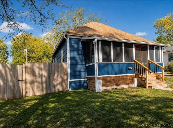 507 3rd Street, MO 64012