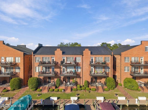 421 W Main Street, Washington, NC 27889