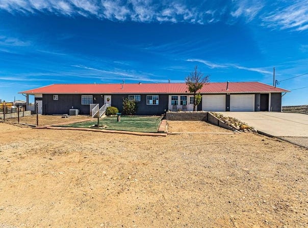 1633 2 Rd, La Plata, NM 87401