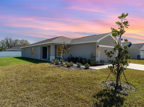 1047 ARUBA AVENUE, MULBERRY, FL 33860