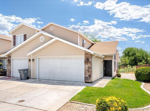 1073 W 200 S, Hurricane, UT 84737