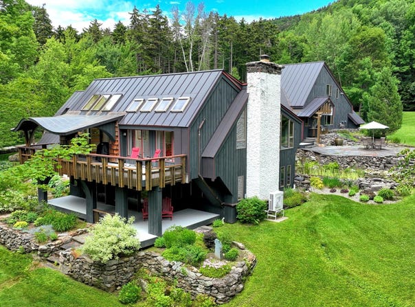 1588 Austin Hill Road, Rochester, VT 05767