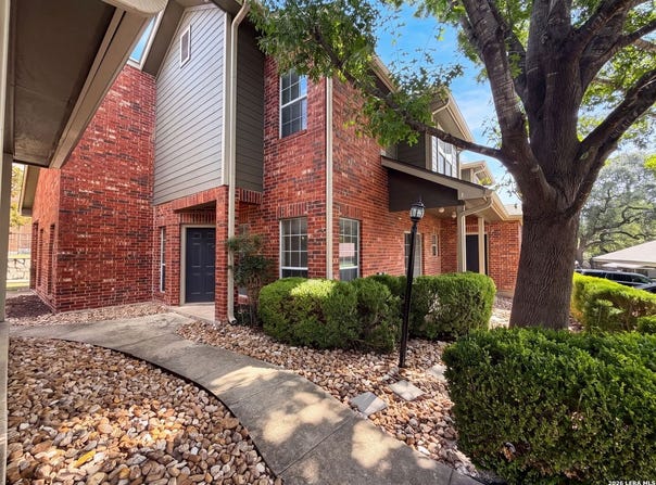 40 CHAPEL HILL CIR, San Antonio, TX 78240