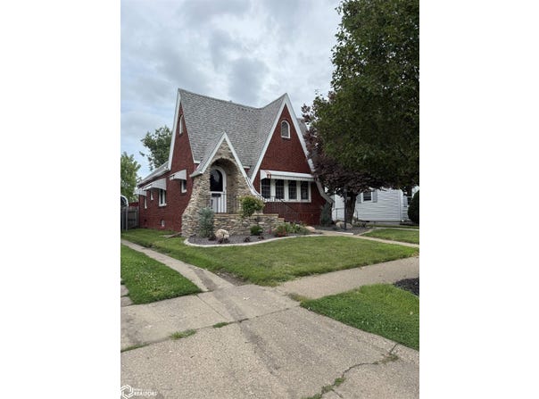 2117 Avenue H, Fort Madison, IA 52627