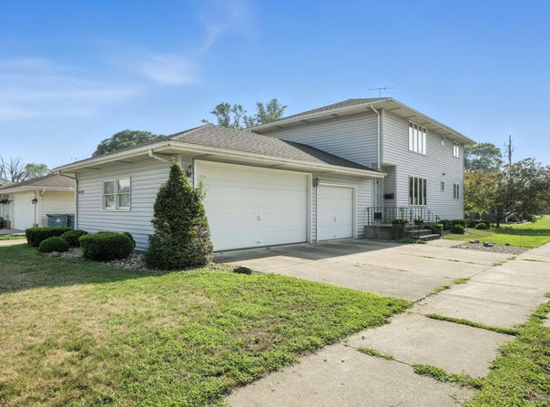 8904 Erie Street, Highland, IN 46322