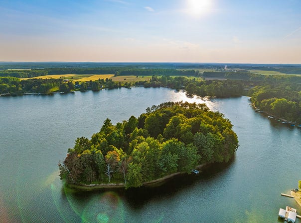 4423 Island View Drive, Gaylord, MI 49735