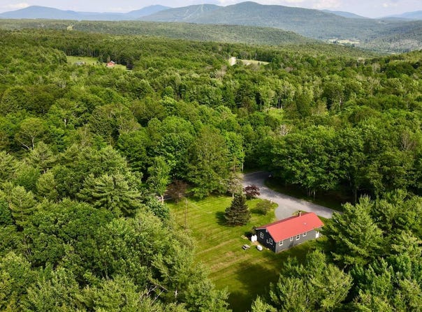 20 Biegel Rd, Prattsville, NY 12468