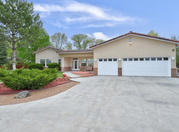 59 La Morada, Ranchos de Taos, NM 87577