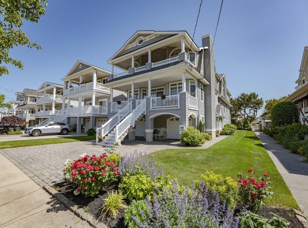 145 E Atlantic Blvd, Ocean City, NJ 08226