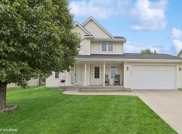 1323 NW Bayview Court, Ankeny, IA 50023