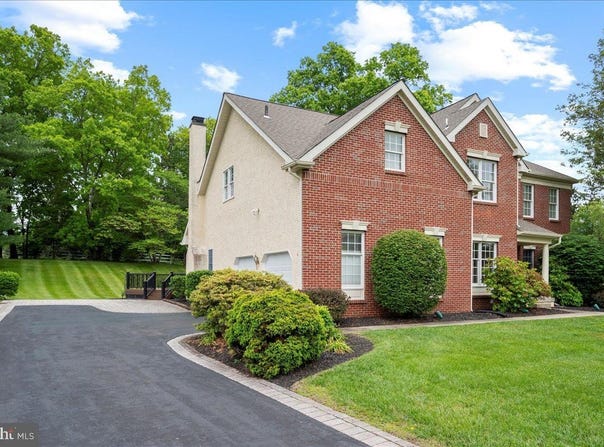 23 ANNESLEY DRIVE, GLEN MILLS, PA 19342