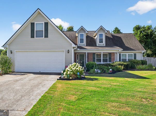 1001 Travitine, Loganville, GA 30052