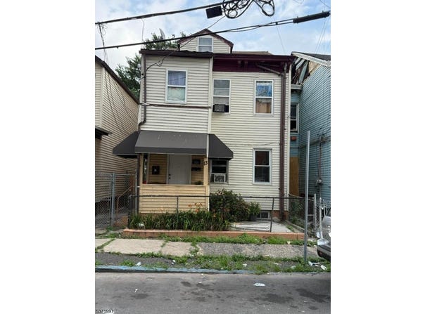 13 Southard St, Paterson City, NJ 07501-3113