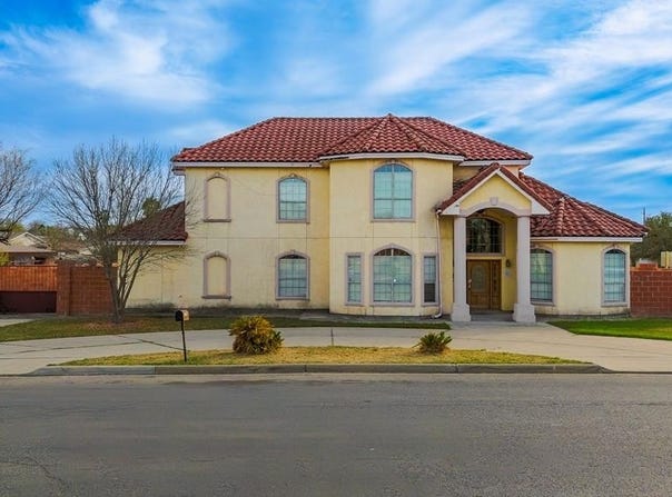 2201 Zacatecas Dr., Eagle Pass, TX 78852