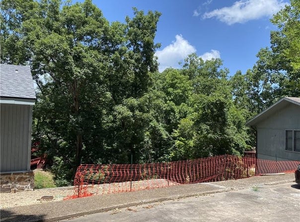 6 & 8 Gail  LN, Bella Vista, AR 72715