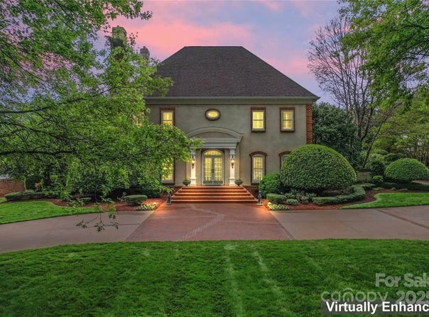8934 Winged Bourne Drive, Charlotte, NC 28210