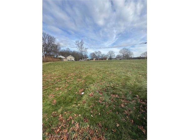 Jennifer Drive, Dover, OH 44622